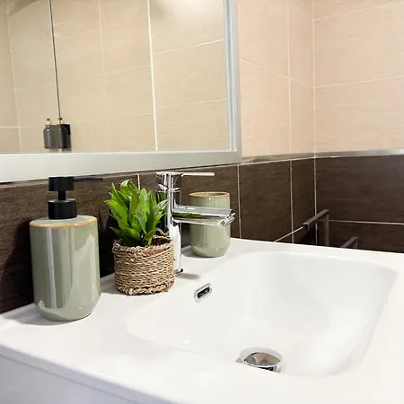 아파트 Chillahomes 201 칸델레다