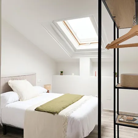 Chillahomes 201 Апартаменты Канделеда