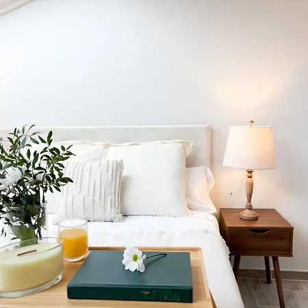 Апартаменты Chillahomes 201 Канделеда